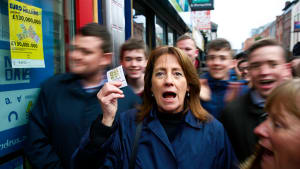 Dublin fête des vies transformées par l'EuroMillions